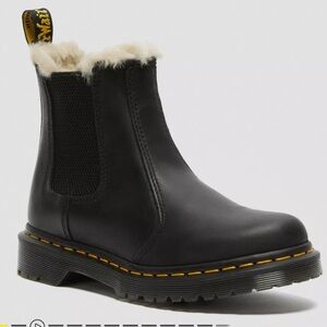 2976 WOMEN'S Women's Faux Fur Lined Chelsea Boots